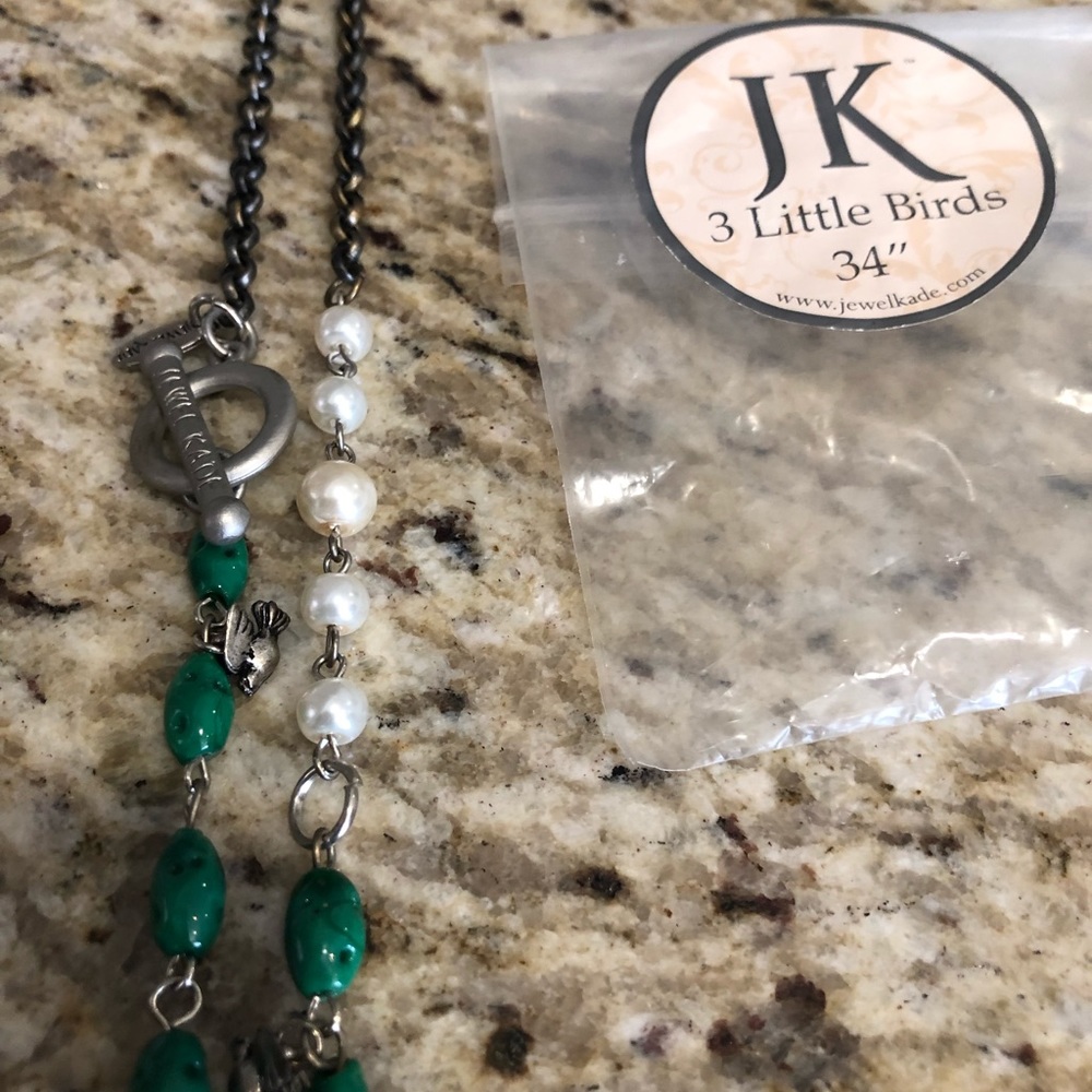 Jewel Kade 3 Little Birds Neclace